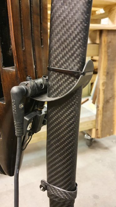 Lingsma electric upright bass carbon endpin closeup 2
